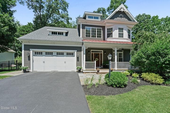 61 Yachtsman Way, Malta, NY