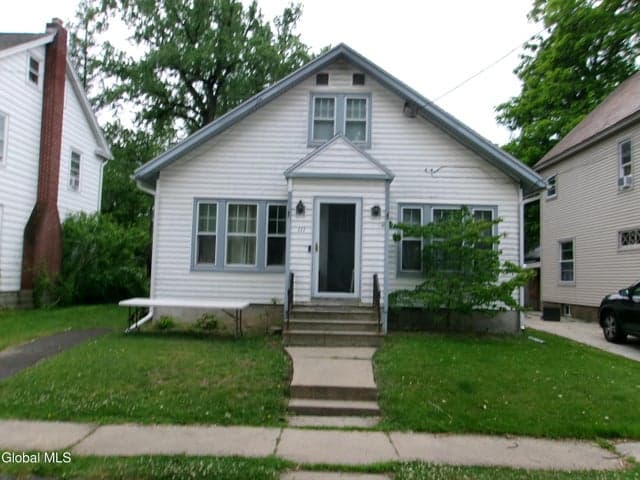 111 Sanders Avenue, Scotia, NY