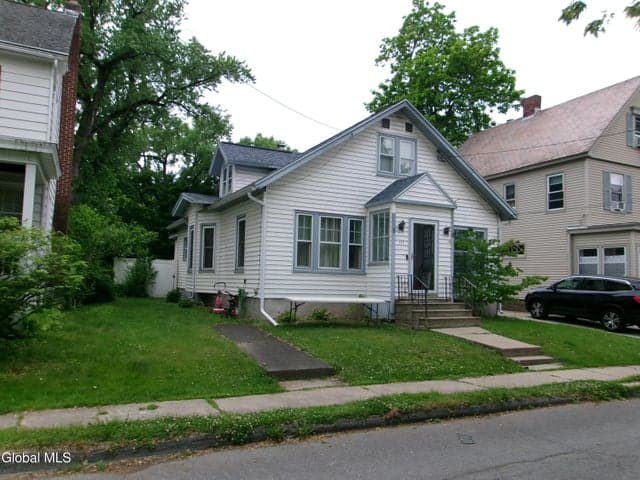 111 Sanders Avenue, Scotia, NY, photo 2