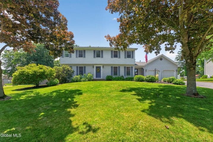 4 Stottle Lane, Glenville, NY