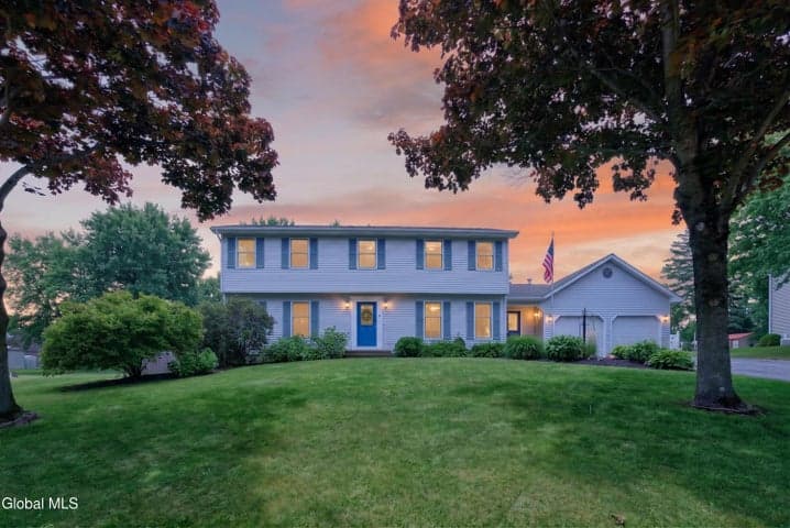 4 Stottle Lane, Glenville, NY, photo 2