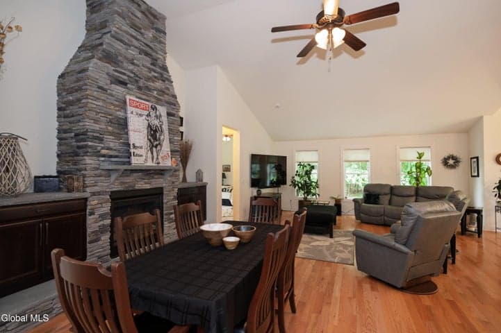 37 Yachtsmans Way, Malta, NY, photo 4