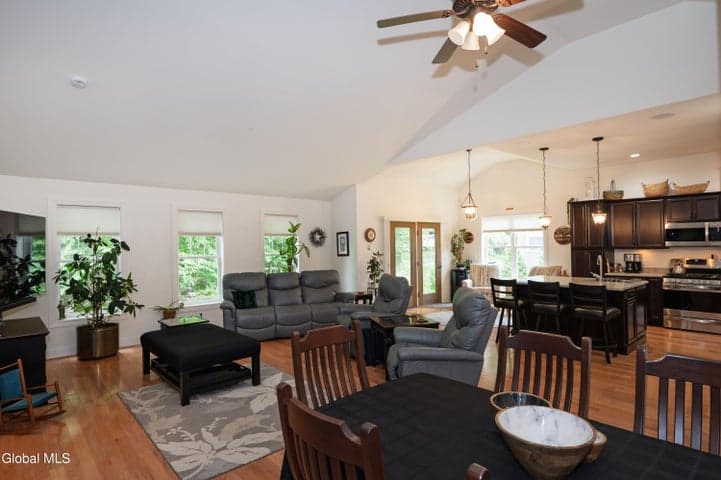 37 Yachtsmans Way, Malta, NY, photo 5