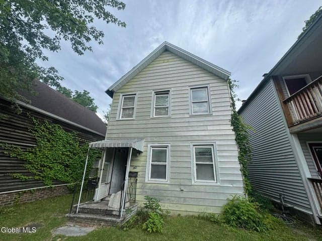 393 4th Avenue, Troy, NY, photo 1