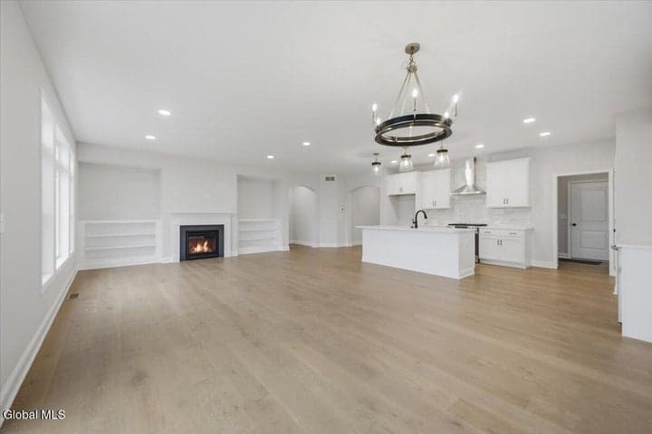 6 Clover Leaf Drive, Halfmoon, NY, photo 5