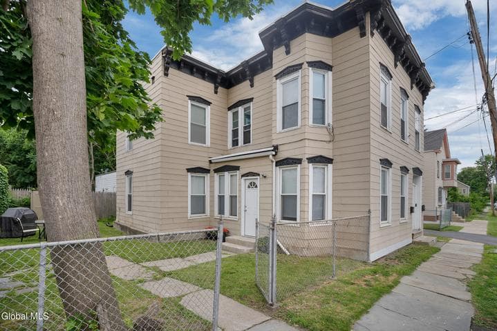 2309 9th Avenue, Watervliet, NY, photo 2