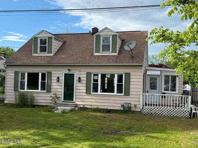 35 Conliss Avenue, Cohoes, NY