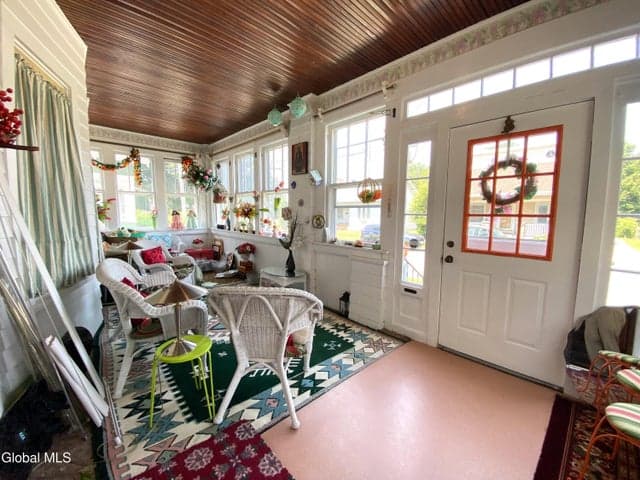 338 Taylor Court, Troy, NY, photo 4