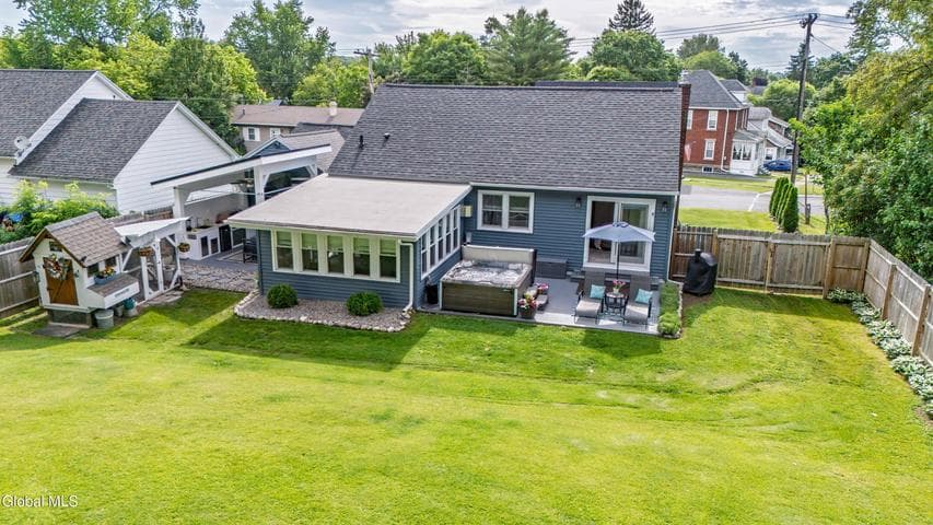 151 Pleasant Avenue, Johnstown, NY, photo 3