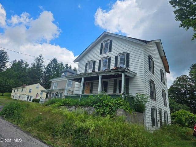 8 Elm Street, Worcester, NY, photo 4