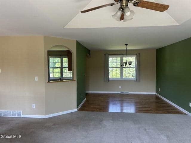 3909 Albany Street, Colonie, NY, photo 3