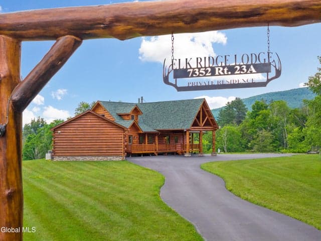 7352 NY-23A, Hunter, NY, photo 3
