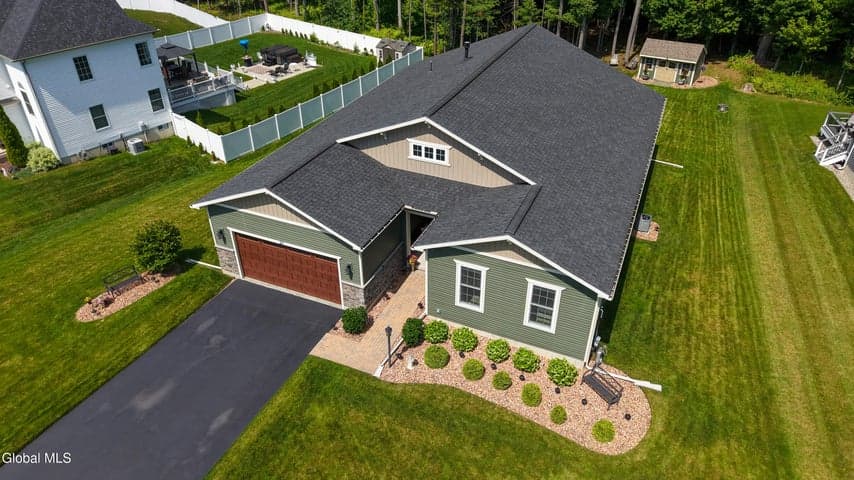 29 Plum Poppy S, Malta, NY, photo 1
