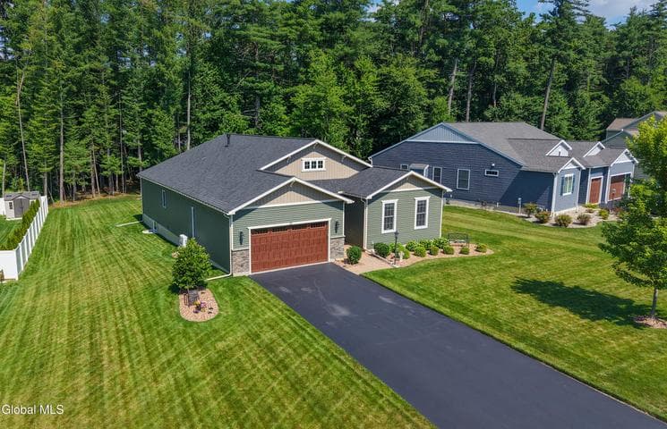 29 Plum Poppy S, Malta, NY, photo 4