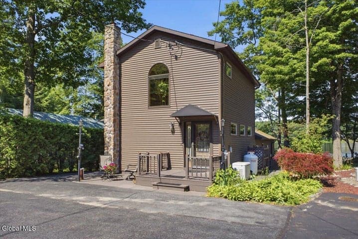 60 Reardon Road, Queensbury, NY, photo 2