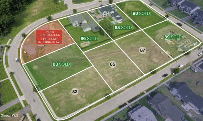45 Jenna Jo Avenue, Saratoga Springs, NY, photo 3
