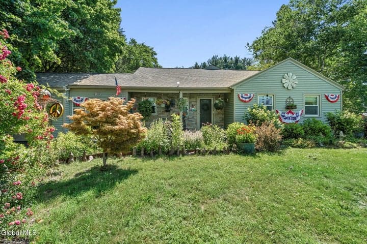 102 Marson Avenue, Glenville, NY, photo 3