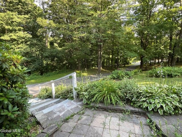 17 Johnny Cake Hollow Road, Pittstown, NY, photo 4