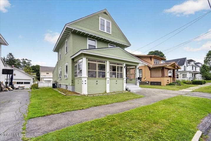 11 Monroe Street, Gloversville, NY