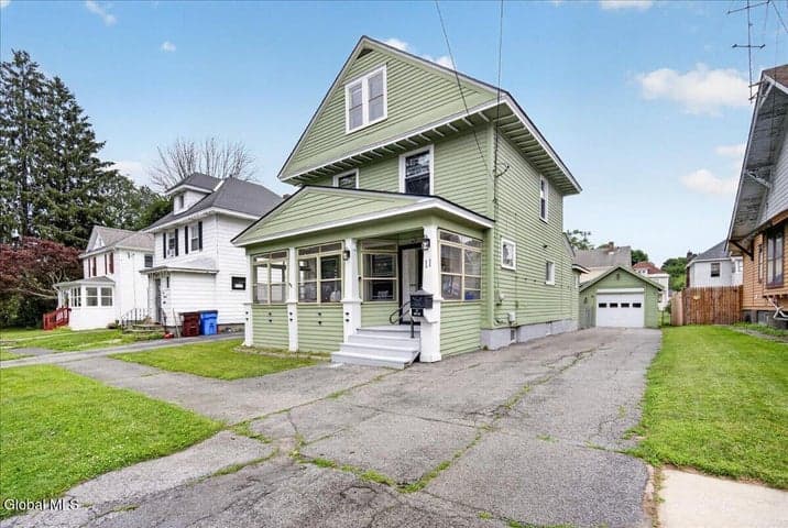11 Monroe Street, Gloversville, NY, photo 3