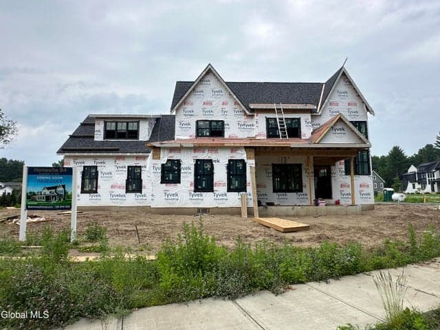 45 Jenna Jo Avenue, Saratoga Springs, NY