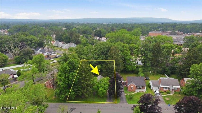 1207 Sumner Avenue, Schenectady, NY, photo 2