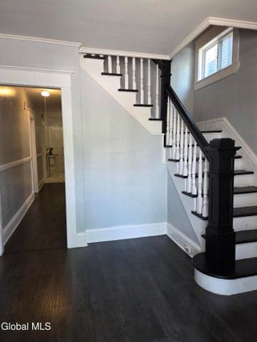 31 Tremont Street, Albany, NY, photo 2