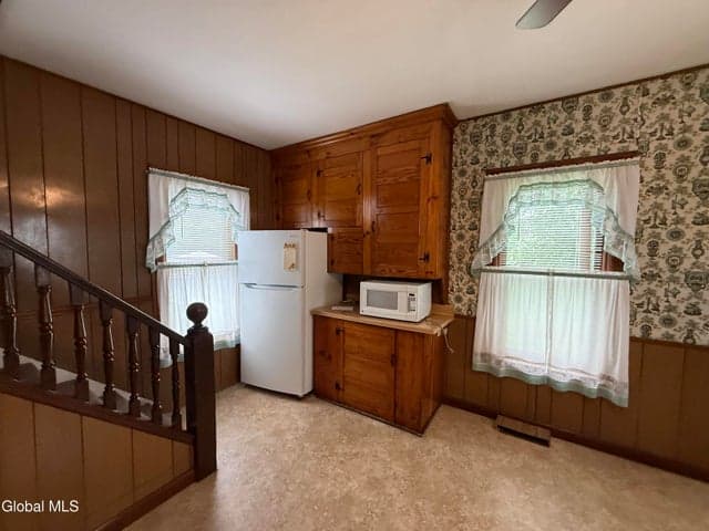 37 Haskell Avenue, Glens Falls, NY, photo 5