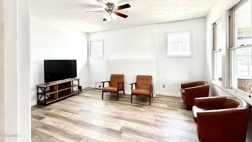 974 Washington Avenue, Albany, NY, photo 5