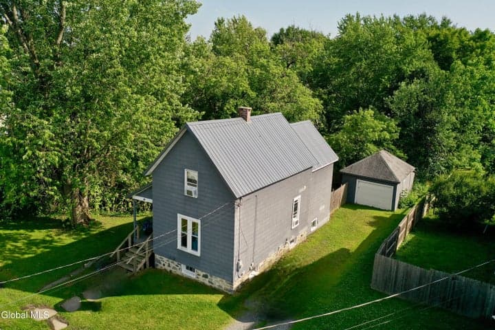 30 W Decker Street, Johnstown, NY