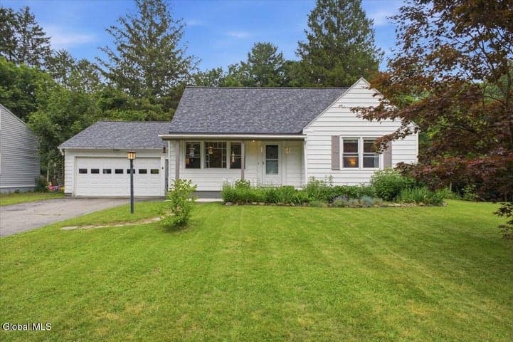 9 David Drive, Glenville, NY