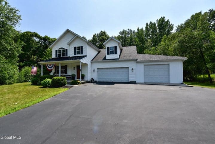 3 Eagles Way, Schuylerville, NY, photo 3