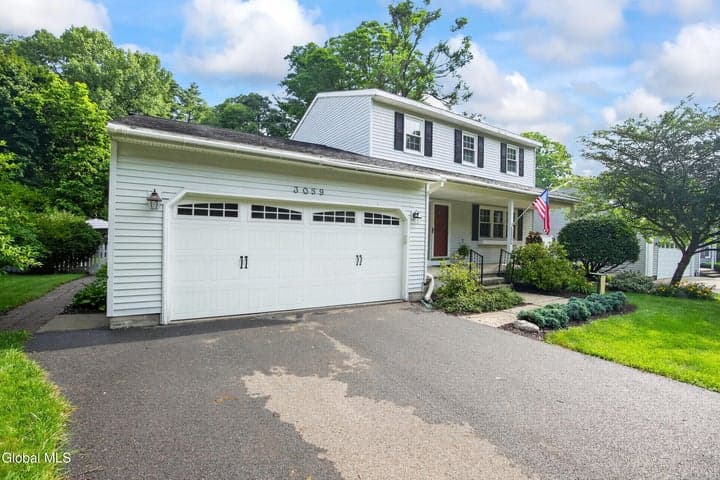 3059 E Old State Road, Guilderland, NY, photo 2