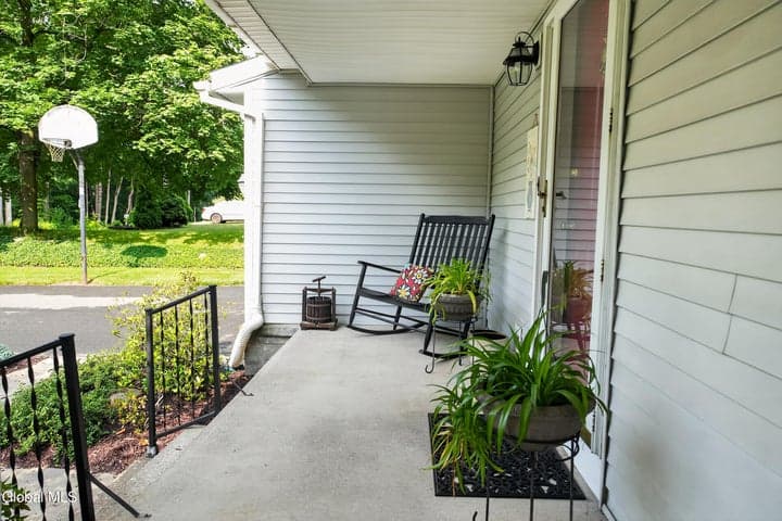 3059 E Old State Road, Guilderland, NY, photo 4