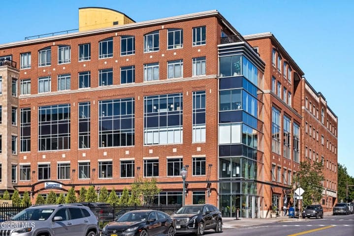 18 Division Street #515, Saratoga Springs, NY