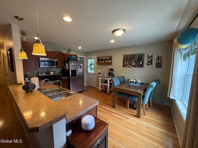 17 Catherine Street, South Glens Falls, NY, photo 3