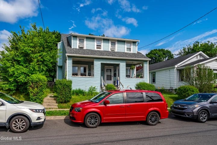 27 Excelsior Avenue, Troy, NY, photo 2