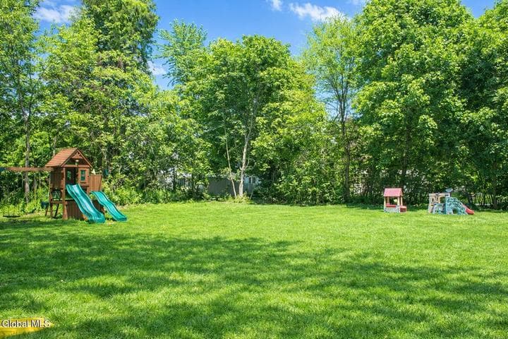 14 Rosemere Road, Ballston, NY, photo 4