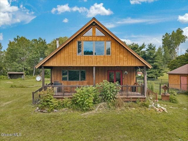 35 Hulett Road, Granville, NY