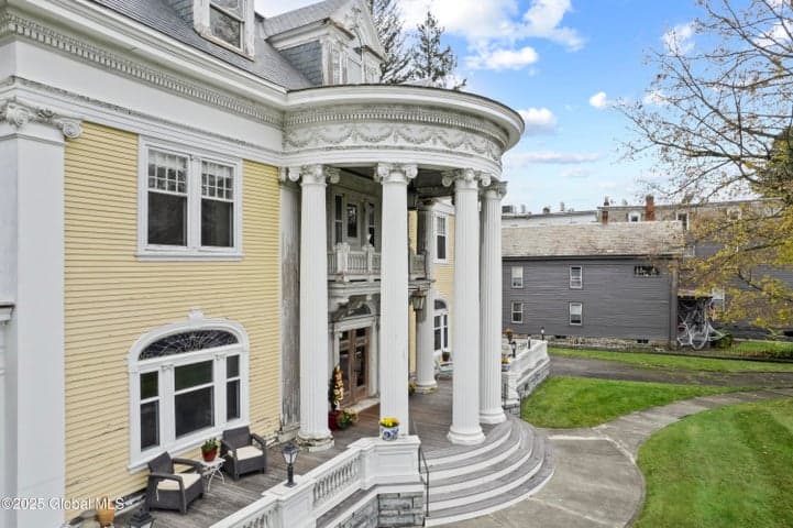 16 W Main Street, Cambridge, NY, photo 3