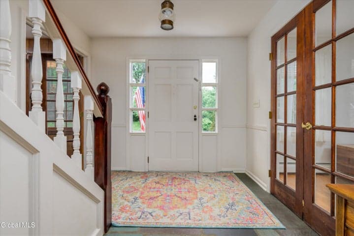 16 Macaffer Drive, Menands, NY, photo 5
