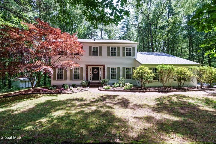 1 Birch Hill Court, Clifton Park, NY