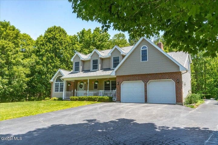 698 NY-2, Brunswick, NY, photo 3