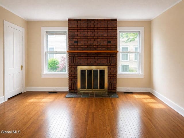 9 Grove Avenue, Glens Falls, NY, photo 5