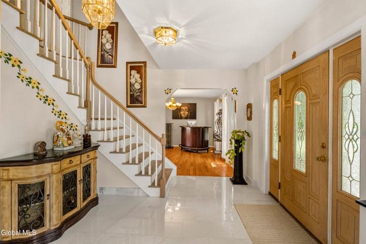 7 Ledgewood Drive, Brunswick, NY, photo 3