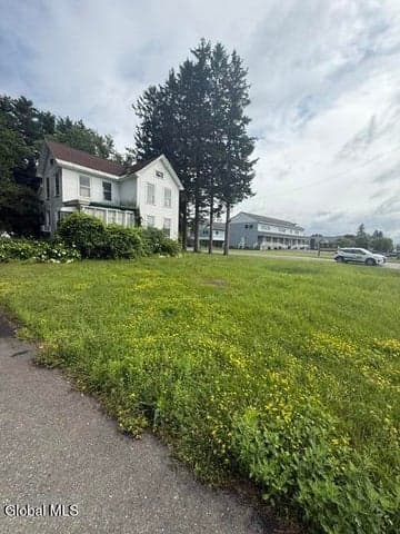 132 Saratoga Road, Glenville, NY, photo 3