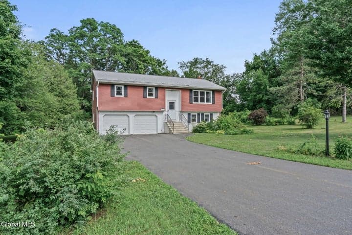 113 Sugar Hill Road, Rexford, NY, photo 2