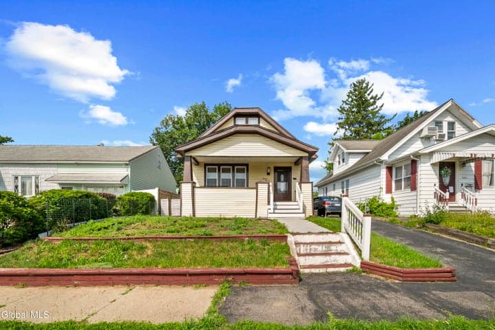 1611 Schuyler Street, Schenectady, NY