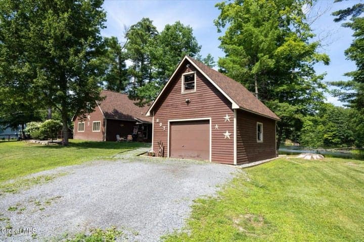 607 Baron Way, Granville, NY, photo 2