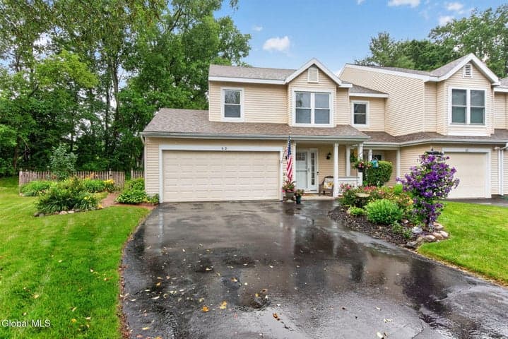 60 Stoney Creek Drive, Clifton Park, NY